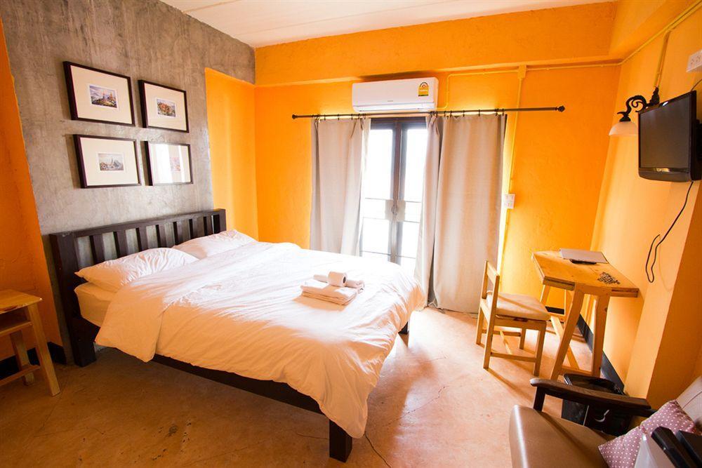 Isleep Guesthouse Chiang Mai Extérieur photo