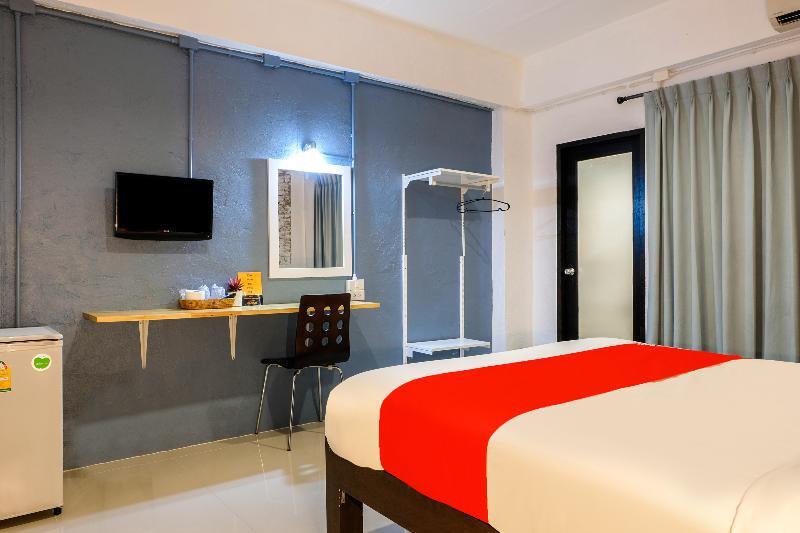 Isleep Guesthouse Chiang Mai Extérieur photo