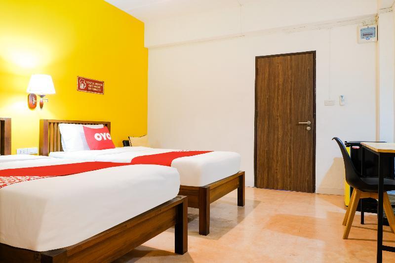 Isleep Guesthouse Chiang Mai Extérieur photo